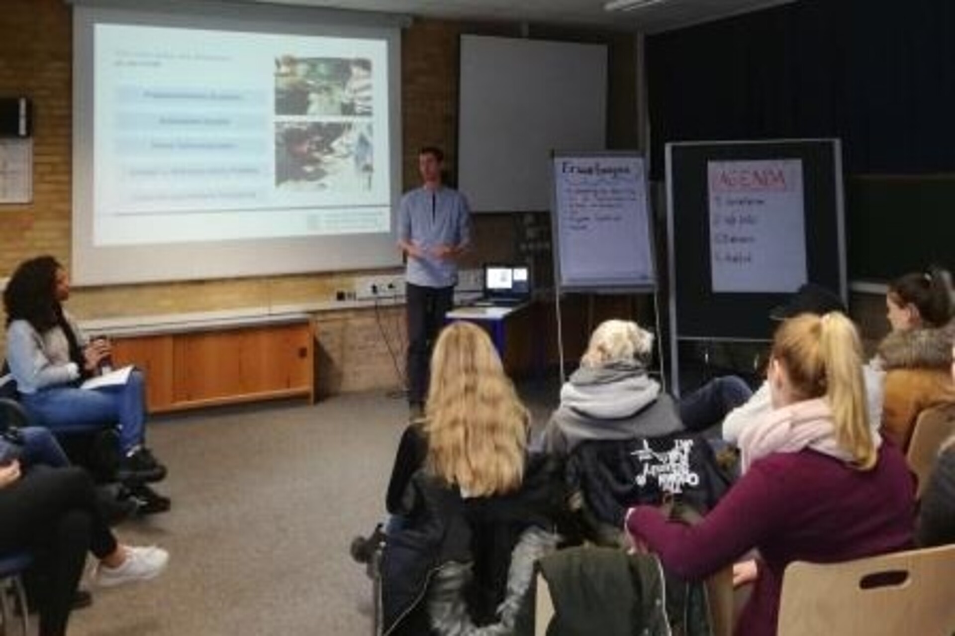 
                                                Workshop Schulberatung
                                            