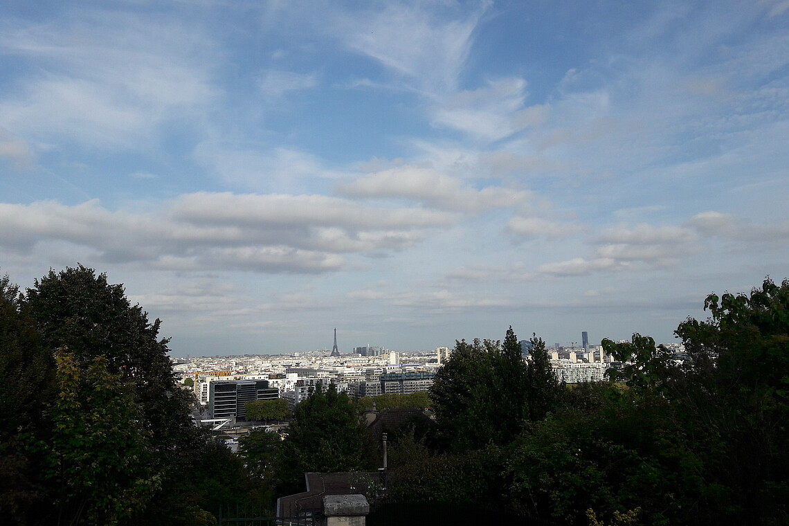 Blick auf Paris mit Eiffelturm