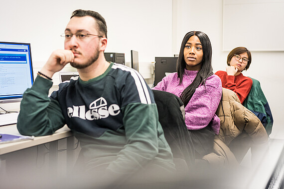 
                                DMI, Information, Vorlesung Ulrike Spree
                            