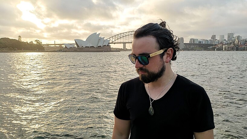 Cristopher Fuentes, Talca Man vor Sydney Harbor Bridge