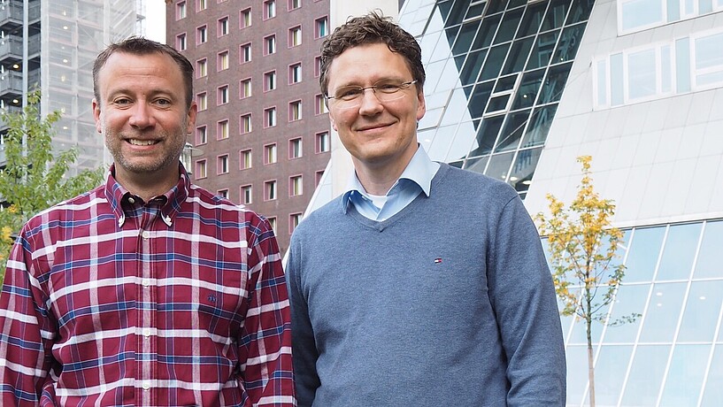 Prof. Dr. Michael Philen und Prof. Dr. Markus Linke Studierender im Interview