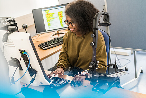 
                                DMI, Information, Usability Lab, Ulrike Spree
                            