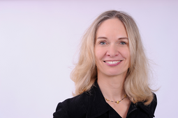 
                Andrea C. Hoffmann (Foto: Evelin Frerk)
            